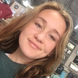 Meet your Posher, Belle